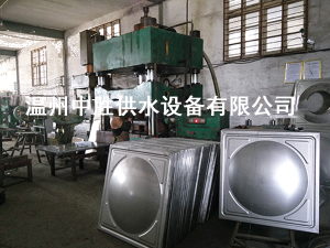 不銹鋼沖壓板車間